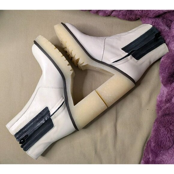 NIB $188 FREE PEOPLE James Chelsea Ankle Boots White Leather Size 6.5-7 / EU 37 - Picture 6 of 11